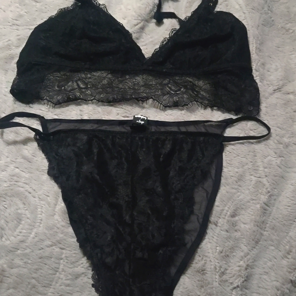 Bootay Bag Lace Black Bralette & Matching Underwear XL